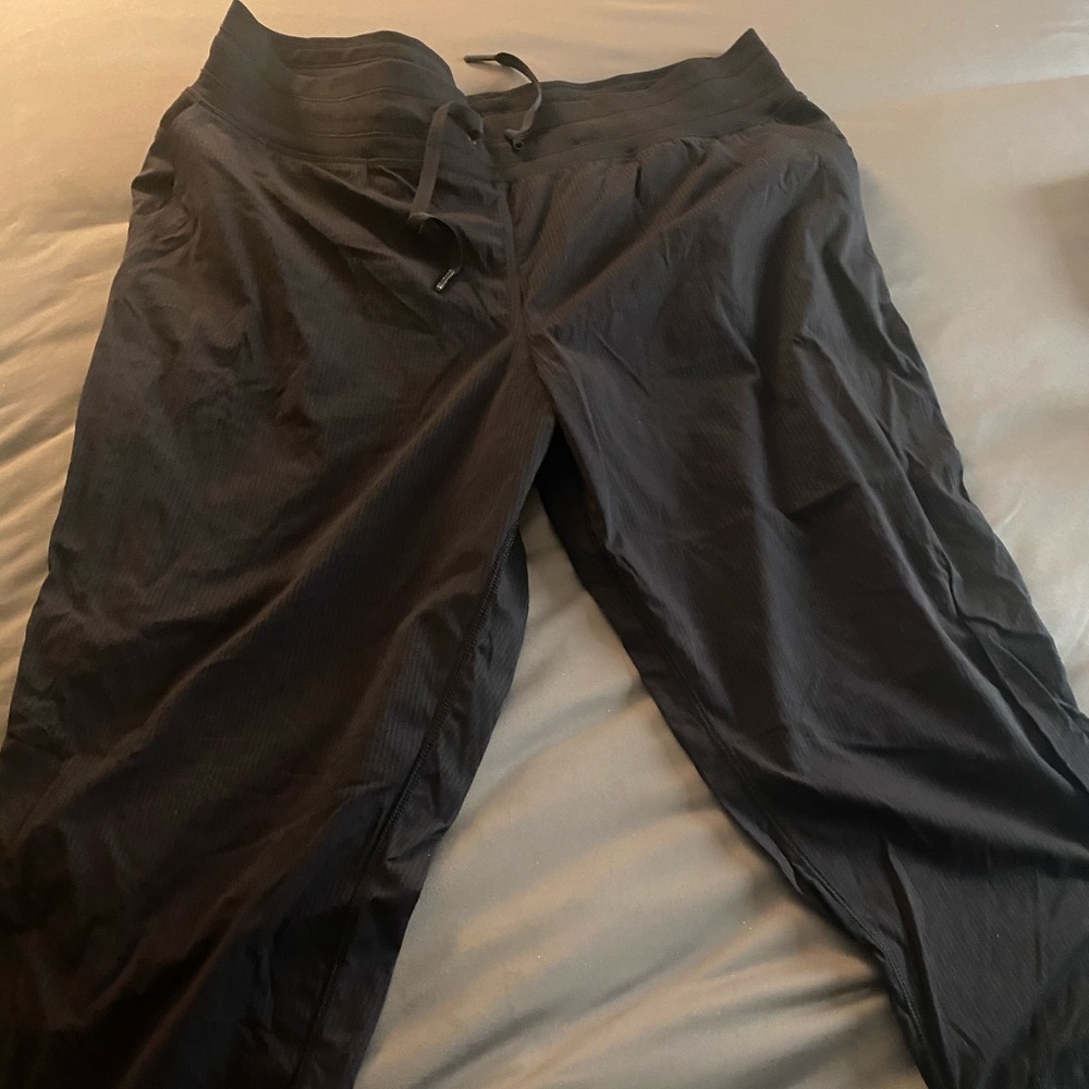 Lululemon capris